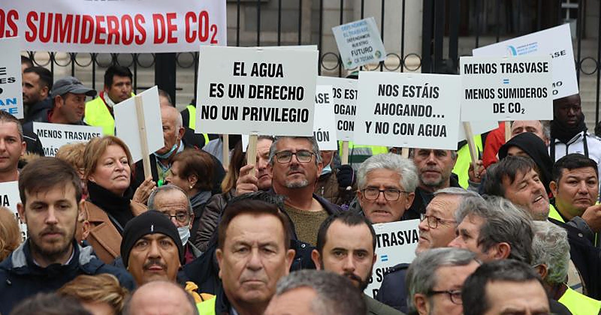 Los presidentes valenciano y murciano respaldan un acto contra los recortes al trasvase Tajo-Segura