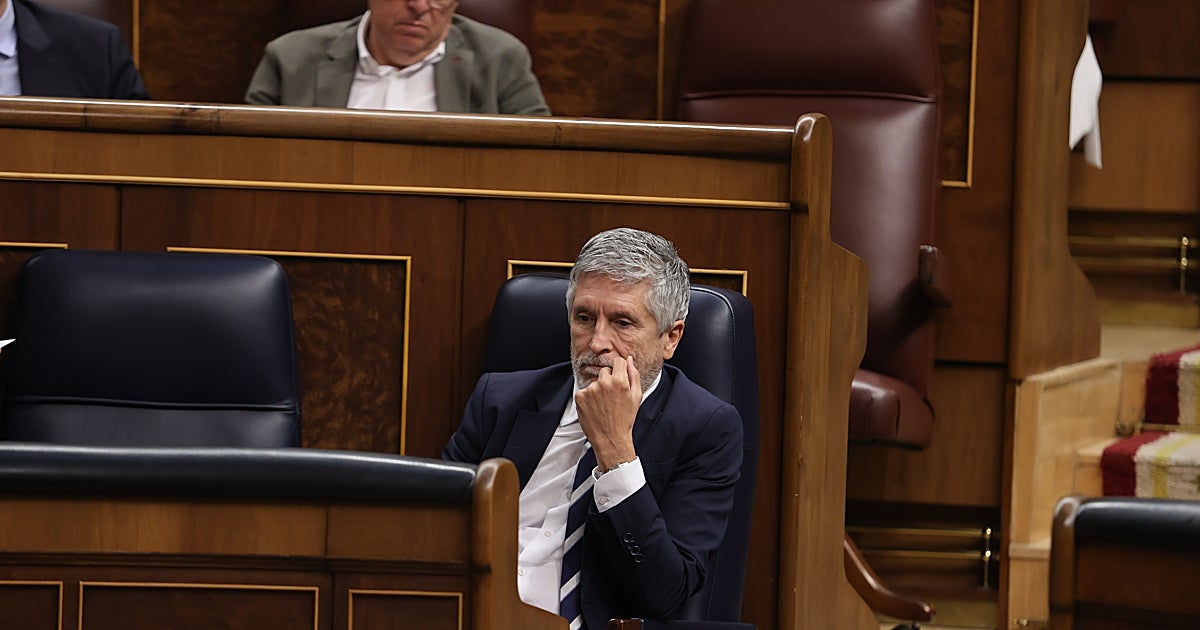 El Gobierno se gasta 14 millones de euros en contratar un nuevo registro de extranjeros