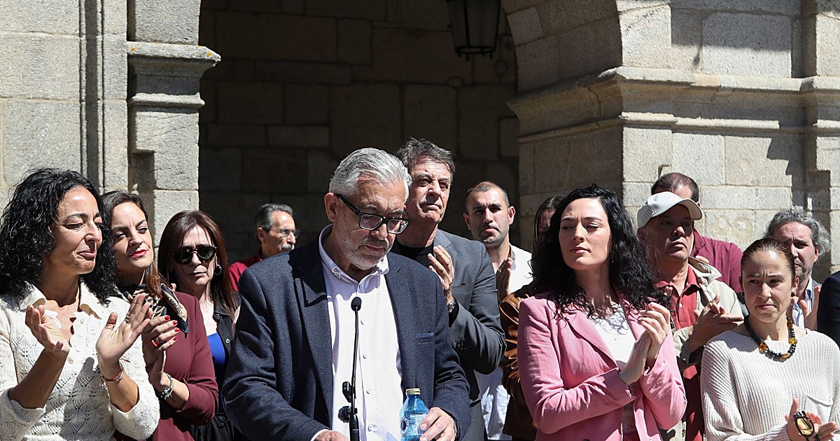 Miguel Fernández: «Tres muertos y una tránsfuga son los avales para asaltar el Concello»