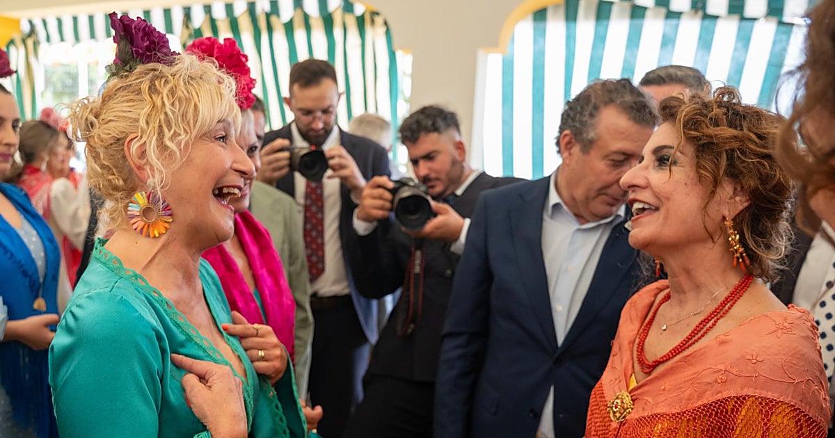 Amama entra en campaña con el PSOE: de la Feria de Sevilla a un acto en Almería