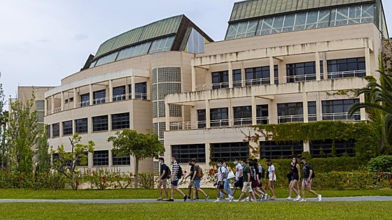 La Universidad de Alicante acoge la XXXIX Olimpiada Española de Química con un centenar de jóvenes talentos