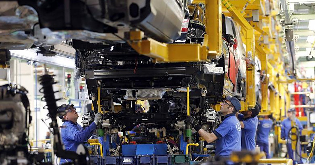 Ford mejora las previsiones del ERTE en Almussafes sin revelar detalles del nuevo vehículo