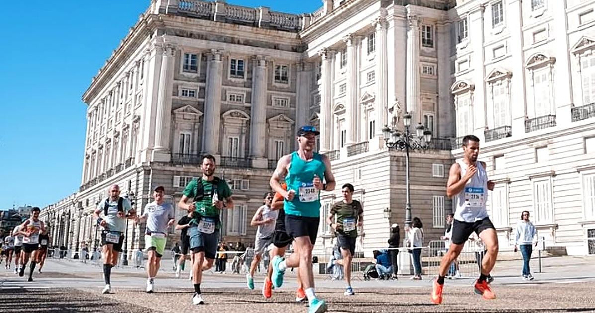 Maratón de Madrid 2026: horarios de salida por distancia, cajones, ropero, recorrido y cortes de tráfico de la Zurich Rock 'n' Roll Running Series Madrid