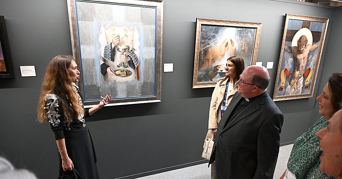 Salvador Dalí, reclamo en la inauguración de la exposición de arte sacro 'Colección Rostros de Cristo' del Cabildo