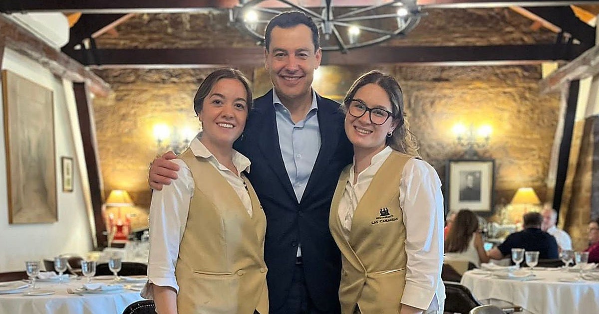 Juanma Moreno sale en defensa del restaurante Las Camachas de Montilla tras sufrir «una campaña de odio repugnante»