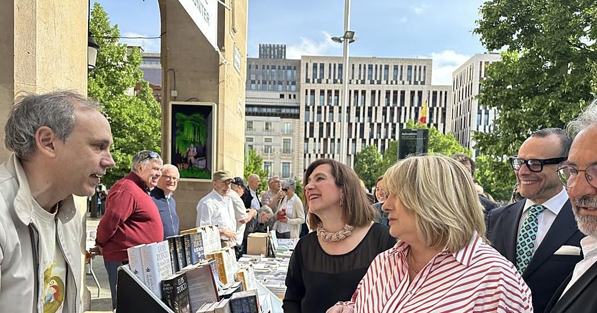 San Jorge despega como Día del Libro en el centro de Zaragoza: «Decir que hubo 100.000 personas es quedarse muy corto»