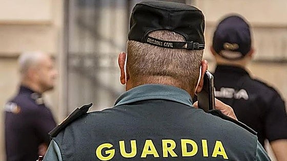 Investigan una violación a una joven tras subir a un coche para viajar de Benavente a Asturias