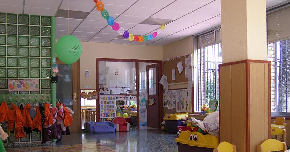 Denuncias porque se oferta enseñanza en castellano a niños de tres años además de en valenciano