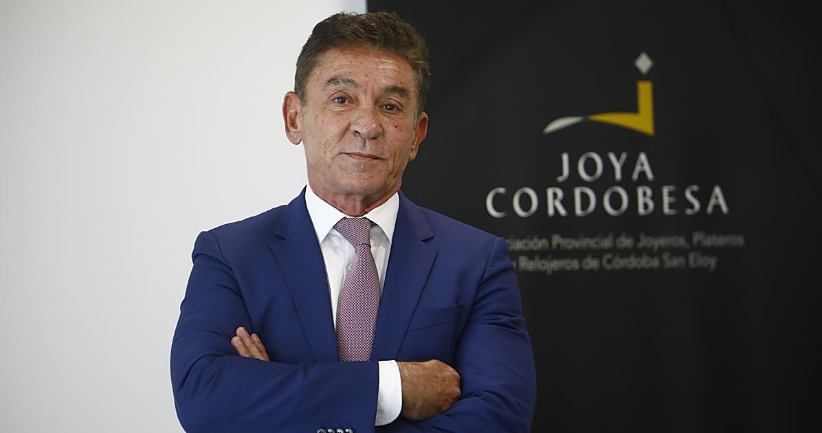 Los joyeros de Córdoba barajan fabricar joyas con oro de 9 kilates ante su elevado coste