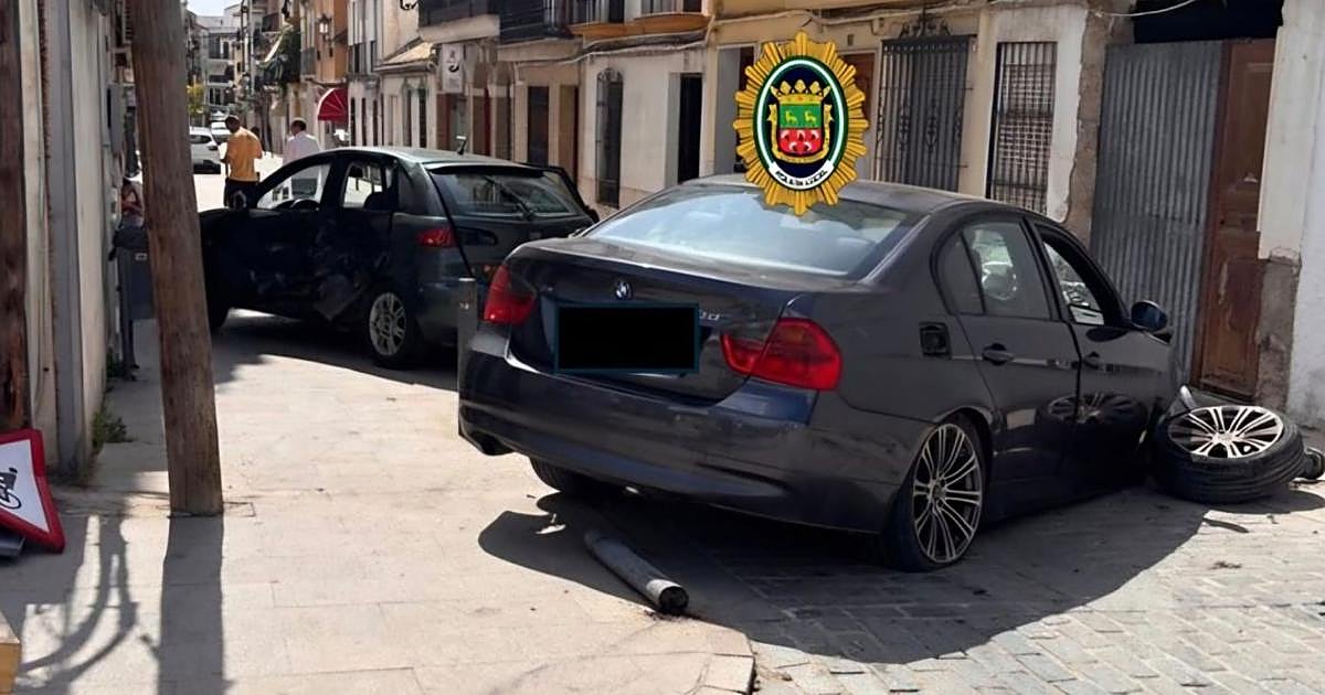 Accidente en Cabra: una mujer y dos niños trasladados al hospital tras un choque entre dos vehículos