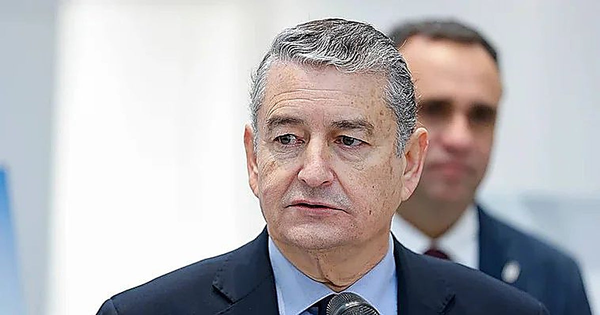 Antonio Sanz sobre la plaza de María Jesús Montero en el SAS: «Es la candidata de los bulos»