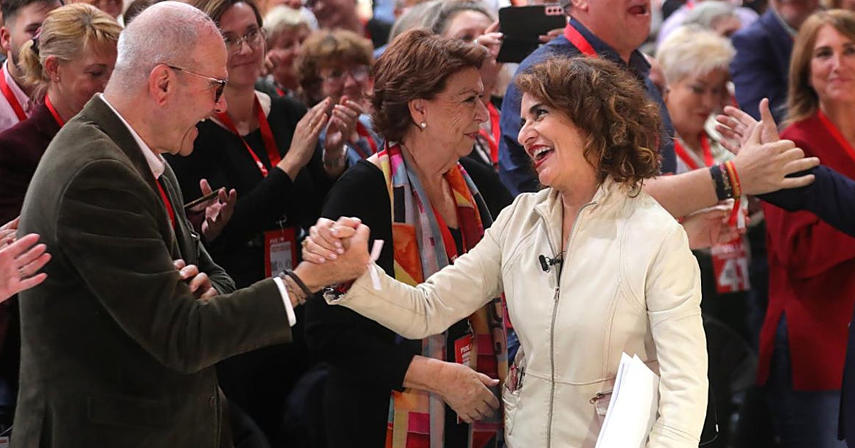 María Jesús Montero escaló rápido en el SAS gracias a tres ex altos cargos condenados por los ERE