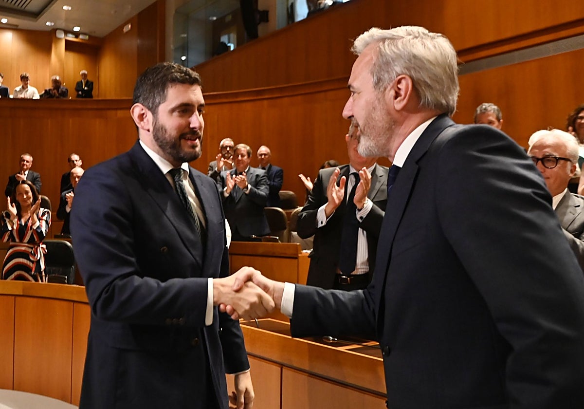 Azcón se convierte en el primer dirigente del PP que repite al frente ...