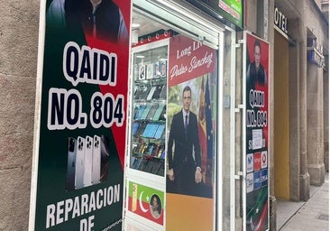 'Viva Pedro Sánchez': el mercado de Laval aplaude al presidente del Gobierno