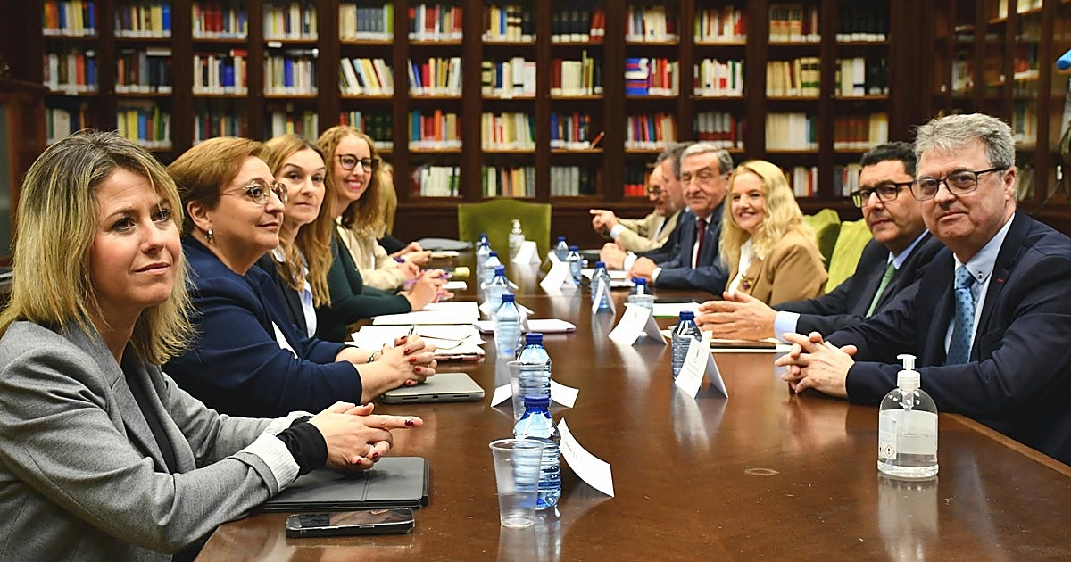 Castilla-La Mancha se dota de una comisión que coordinará los protocolos de violencia machista entre instituciones
