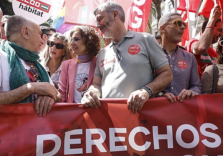 Los sindicatos entran en campaña andaluza de la mano de María Jesús Montero y Yolanda Díaz