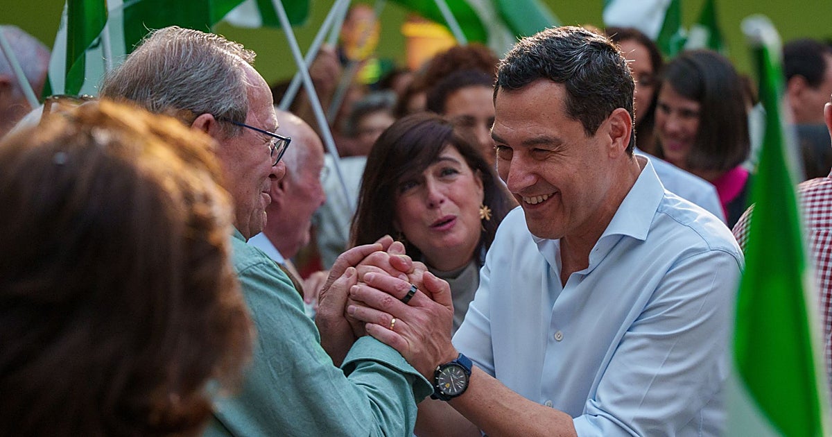 Juanma Moreno insiste en «una mayoría de estabilidad y confianza para no estar sometido a los líos»