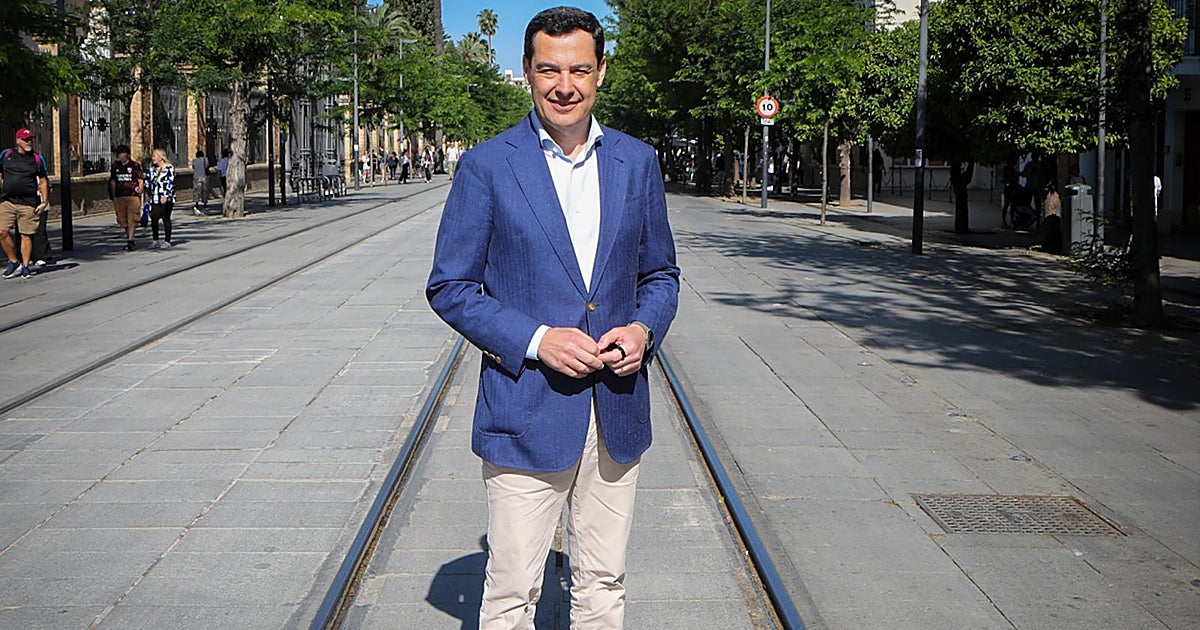 Juanma Moreno: «A María Jesús Montero le deben dar la Cruz de Sant Jordi por sus favores a los separatistas»