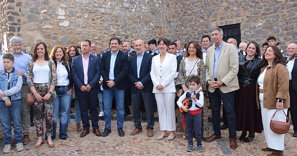 Piedrabuena persigue alcanzar el reconocimiento nacional de sus Cruces y Mayos