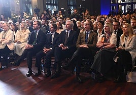 Aznar, en el homenaje a Giménez Abad en Zaragoza: «Sin ETA, Bildu no podría hacer presidente a Sánchez»