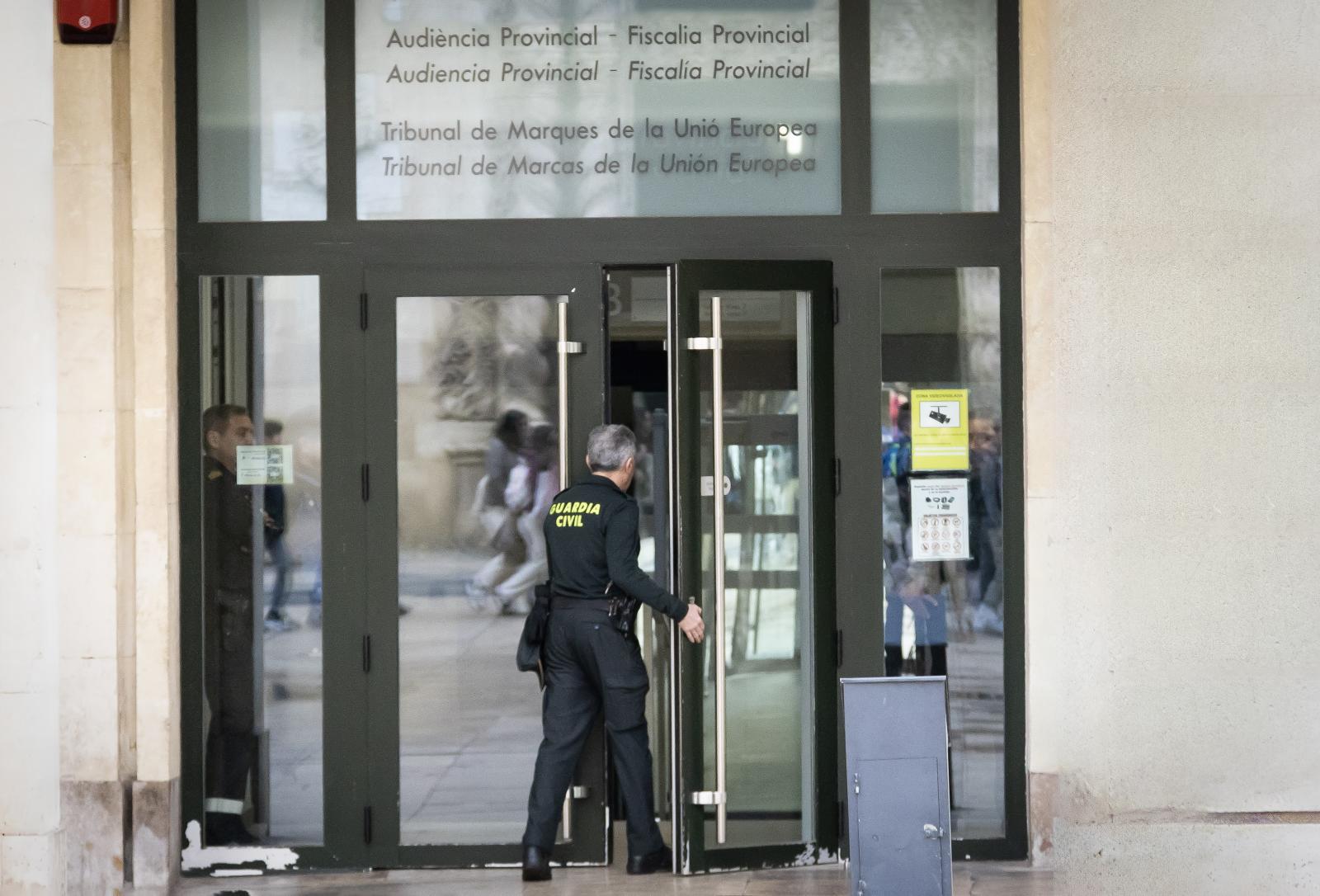Piden cárcel para un médico acusado de agresión sexual durante un tacto rectal
