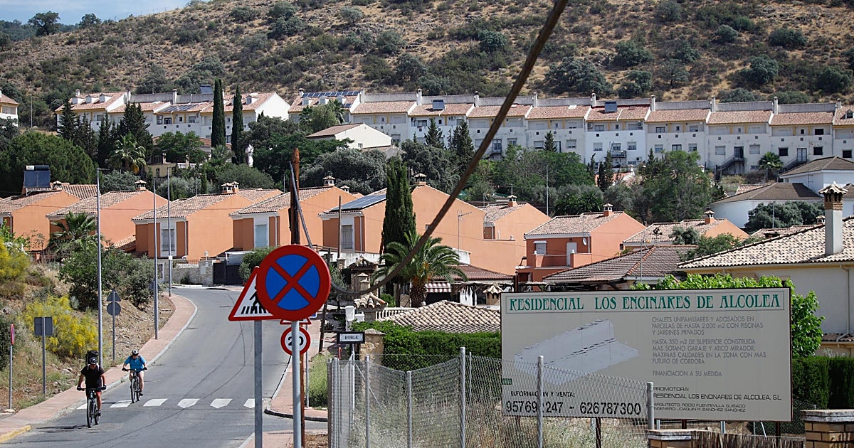 La obra del puente de Alcolea se prolonga hasta julio y acumula más de dos años de retraso