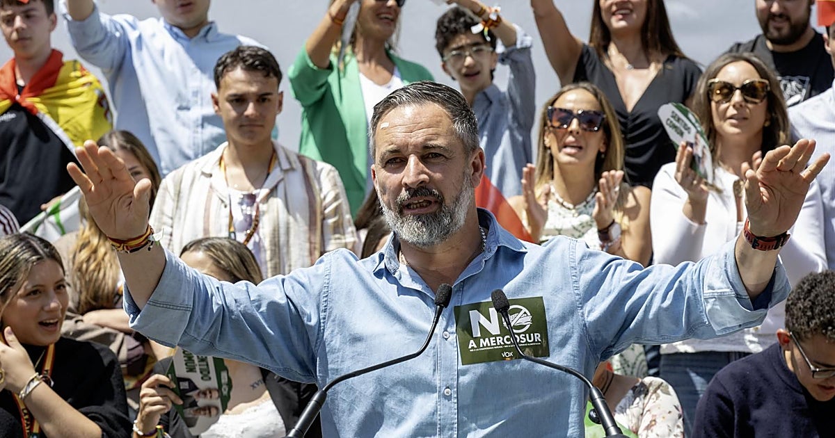 Vox intenta rebajar sus expectativas en Andalucía para evitar otro  fiasco Olona 