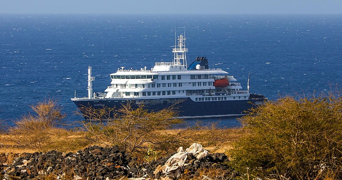La hermana del pasajero gallego del crucero del hantavirus: «Se encuentra bien, no tiene síntomas»