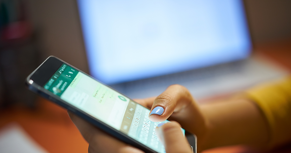 Una nueva estafa te deja sin acceso a WhatsApp y pide dinero a tus contactos: «En el cuartel me llamó una chica diciendo que ya me había ingresado 350 euros»
