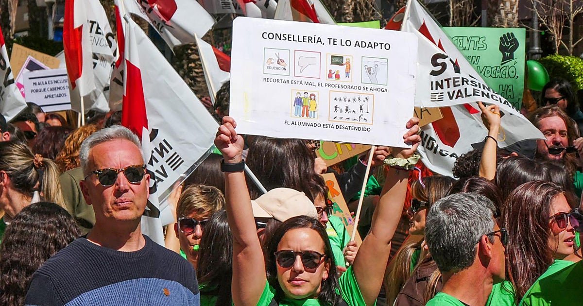 Educación reduce los servicios mínimos de la huelga a la evaluación en segundo de Bachillerato