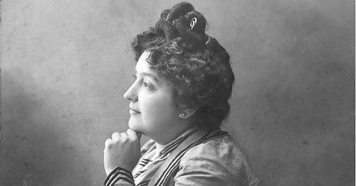 Carmen de Burgos, la primera de tanto