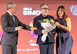 30 años de Simof: homenaje a Sebastián González, Mercedes Muñoz y Pedro González en la Diputación de Córdoba