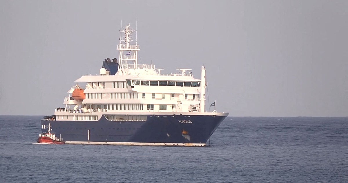 Un burgalés, entre los pasajeros confinados en el crucero del brote de hantavirus
