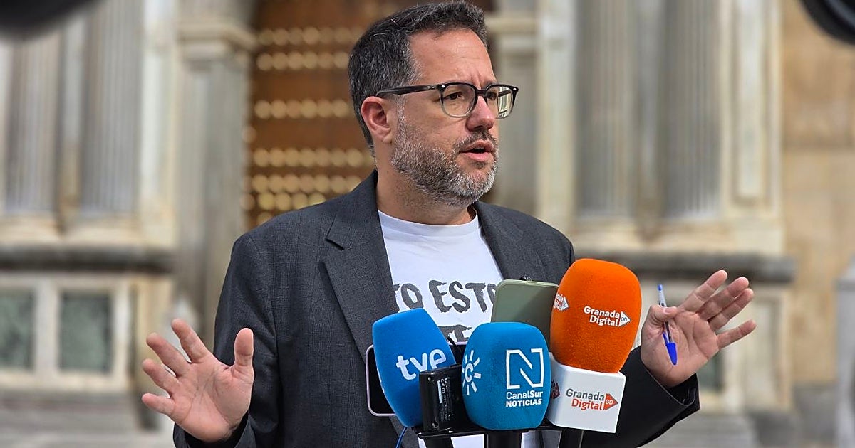 Adelante Andalucía acusa a Juanma Moreno de hacer «chantaje» al decir que las oposiciones pueden bloquearse sin su mayoría absoluta