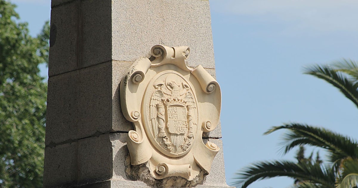 IU Toledo exige que se retire el monolito con simbología franquista de la Avenida  Reconquista