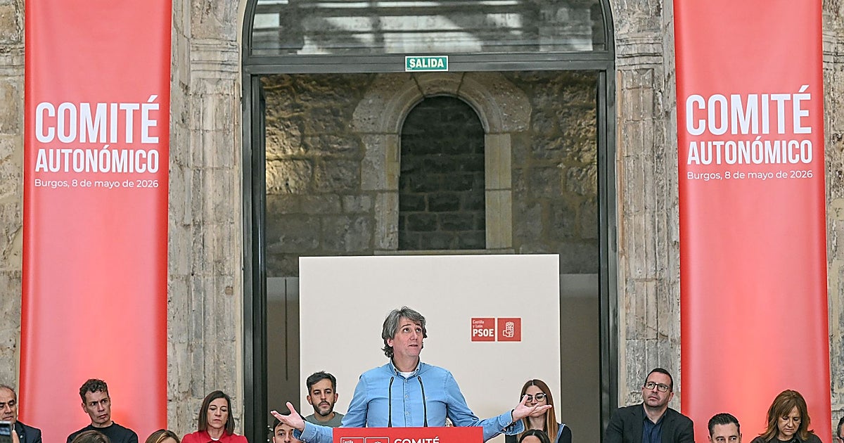 Martínez arenga al PSCL a «volver a ponerse en pie» y entrar en campaña para la «segunda vuelta» con las municipales y generales