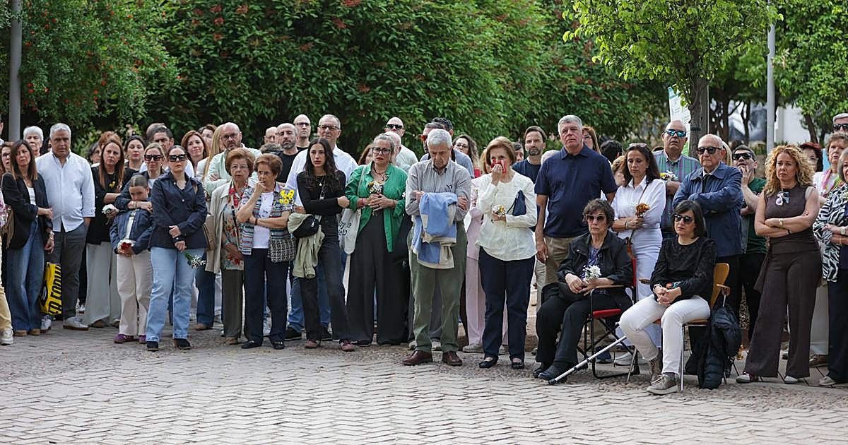 Córdoba homenajea a María del Carmen Abril, víctima del accidente ferroviario de Adamuz