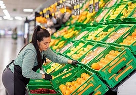Luz verde para que Mercadona compre su proveedor de envases y sume 1.600 empleados