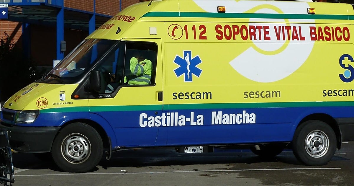 Un afectado por inhalación de humo tras el incendio en el garaje de una vivienda de Torrejón del Rey