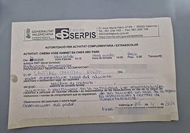 Un padre protesta por traducirle a mano del valenciano al castellano un documento escolar: «No es aseado»