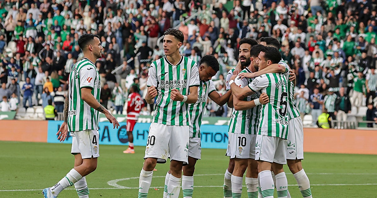 El Córdoba CF caza su mejor racha en el fútbol profesional y rompe otro récord en la  era Ania 