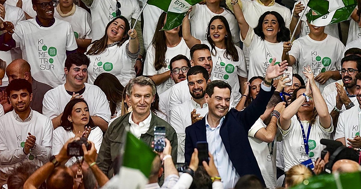 Feijóo cerrará la campaña en Almería en un acto en el que no estará Juanma Moreno
