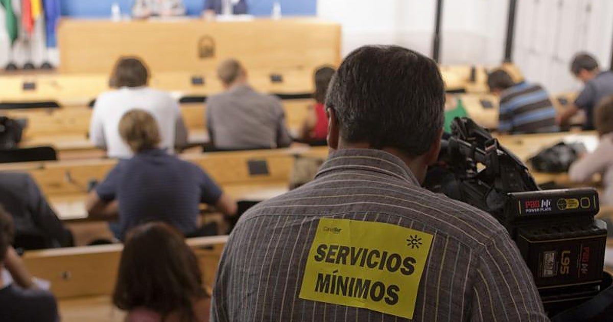 UGT se descuelga de la huelga en Canal Sur por la «ilegalidad» de hacer fijos a 57 interinos sin examen