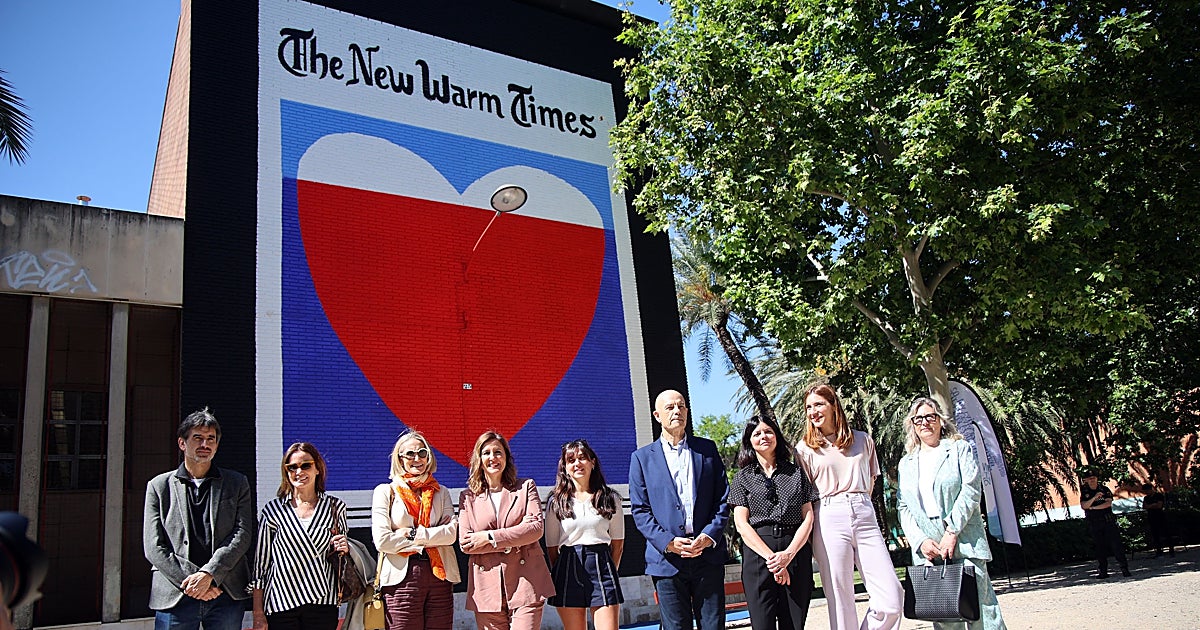 La Hemeroteca Municipal de Valencia estrena el mural 'El latido del océano', obra del dúo Cachetejack