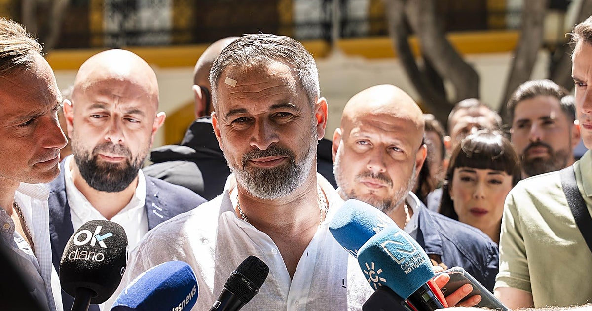Abascal reivindica a Gavira como «la única alternativa» frente a PP y PSOE en «la invasión migratoria, el fanatismo verde y el abuso fiscal»