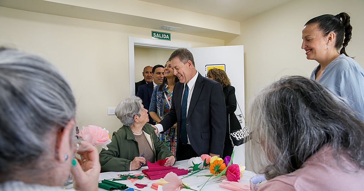 Page promete 20 nuevos centros de mayores y llegar a 7 millones de horas de ayuda a domicilio