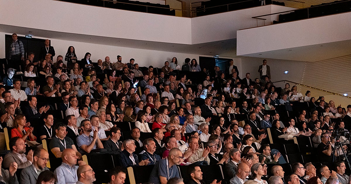 Más de 800 arquitectos técnicos analizan en Contart Alicante su futuro marcado por la IA