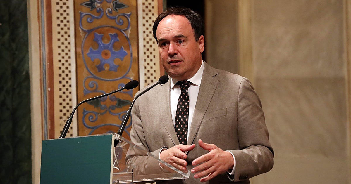 Llorca pide «sensatez» y «sentido común» a los sindicatos para desbloquear la huelga de profesores