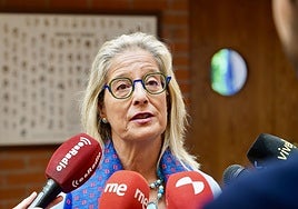 Pilar Garcés se convierte en la primera rectora de la Universidad de Valladolid