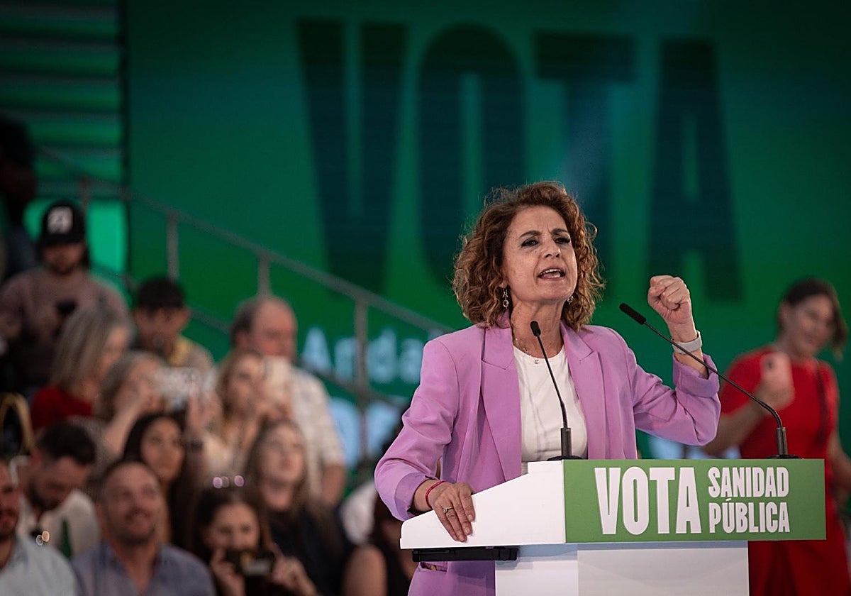 Montero dice ahora que sí hay que proteger como «profesión de riesgo» a las  Fuerzas del Estado